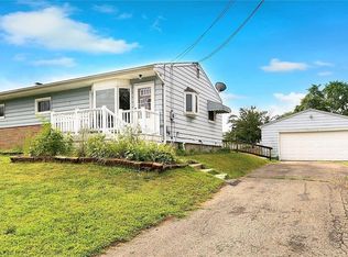 830 Garson Dr, Akron, OH 44319