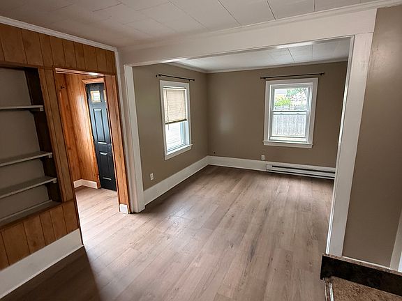 4th image of 783 E Washington St #1