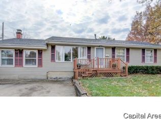 36 Midland Ct, Springfield, IL 62702