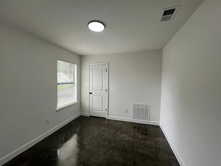 57 E Belle Haven Rd — Photo 8