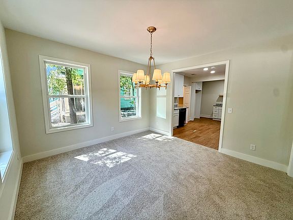 4th image of 113 Poinsett Dr