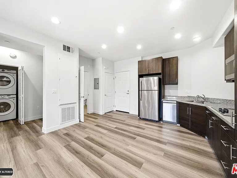 1408 W Washington Blvd #101 — Photo 8