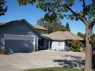 1847 Rhianna St, Santa Rosa, CA 95401