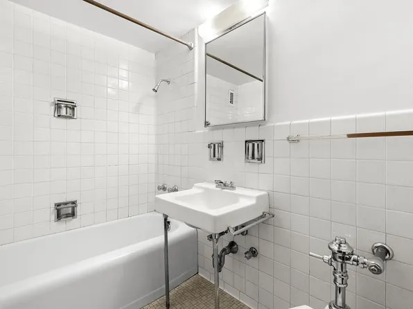 70 East 10th Street image 11 of 11