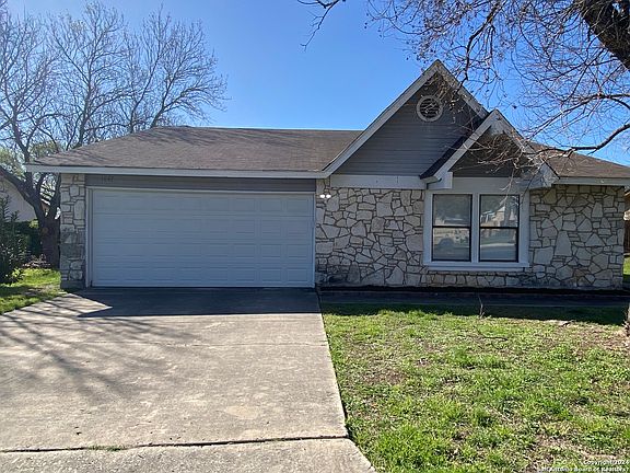 3rd image of 1047 FILLMORE DR