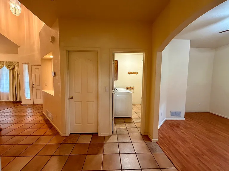 1766 Preston Dr — Photo 13