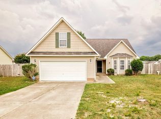 318 Tennessee Walker Dr, Raeford, NC 28376