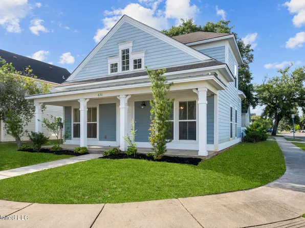 631 Crescent St, Biloxi, MS 39530