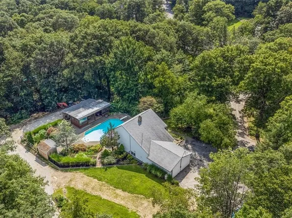 51 Mey Crescent Road, Stormville, NY 12582