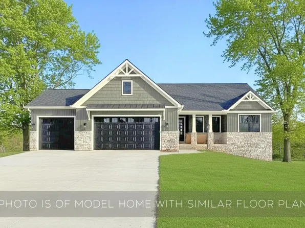 11509 New Trails Dr, Osceola, IN 46561