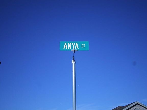 3rd image of 2212 N Anya Ct