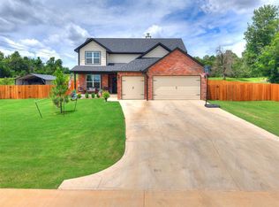 11712 Muirfield Ln, Guthrie, OK 73044