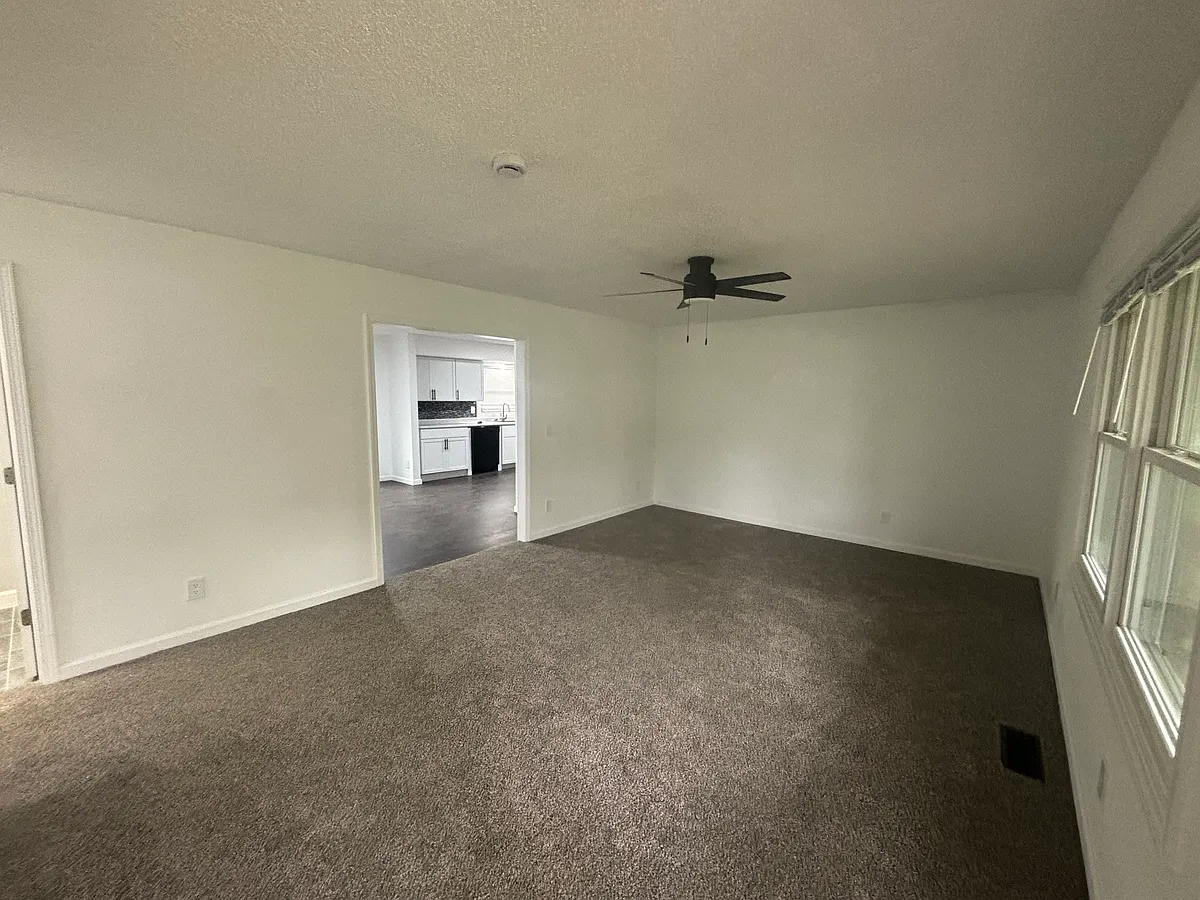 Building Photo - 2310 Lindbergh Blvd