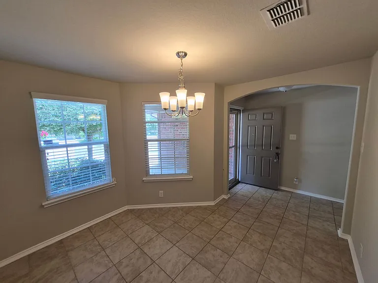 10213 Metz Valley — Photo 4