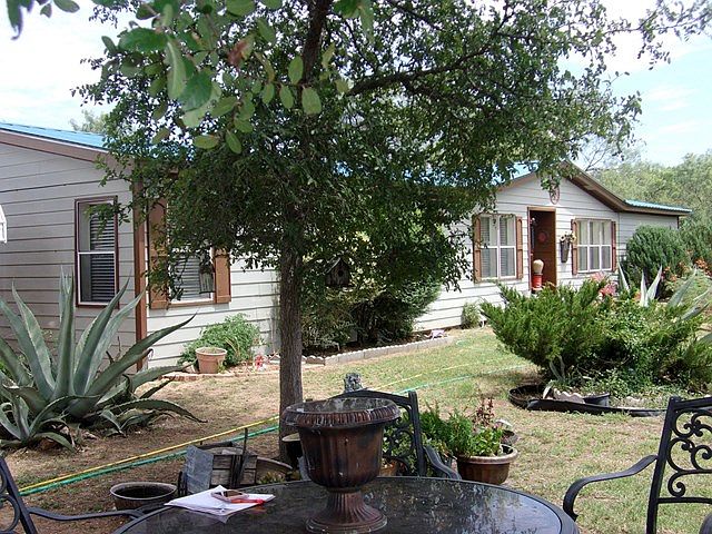 1st image of 307 River Park Dr