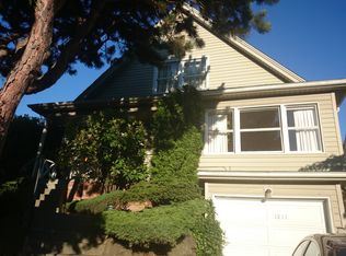 1811 28th Ave W, Seattle, WA 98199