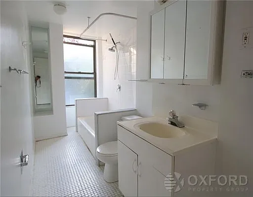 Rented by Oxford Property Group | media 6