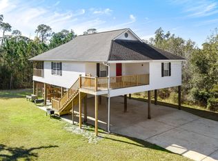 305 McClung St, Pass Christian, MS 39571