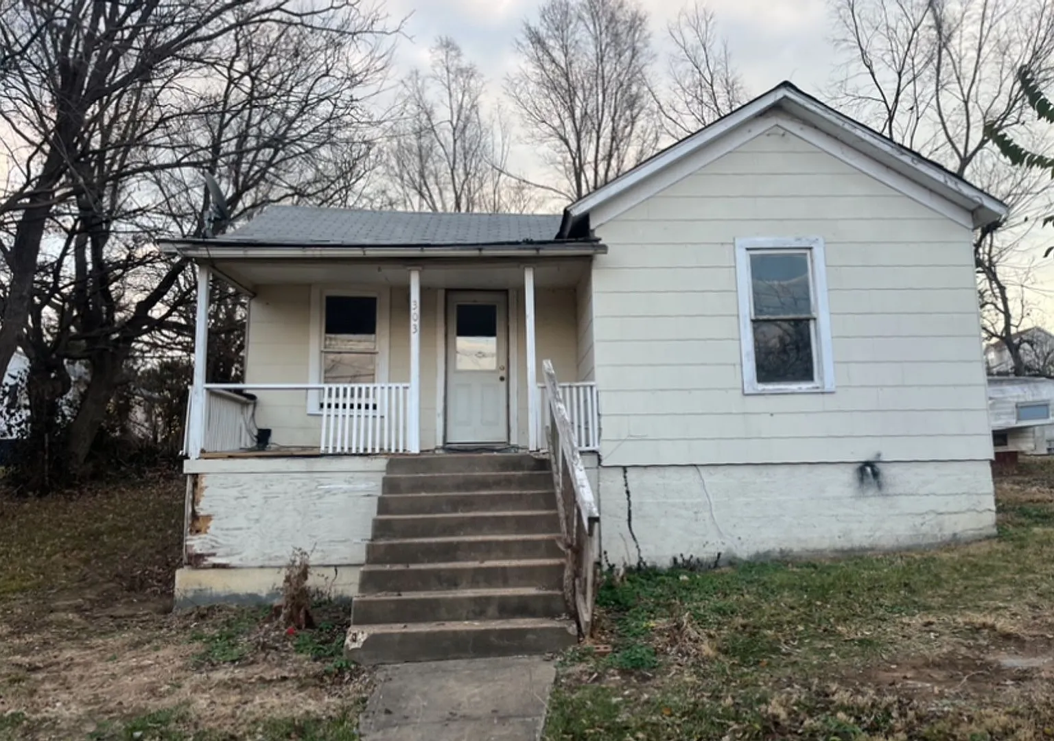 Handy Man Special! - $290 Month / $500 Down — Photo 1