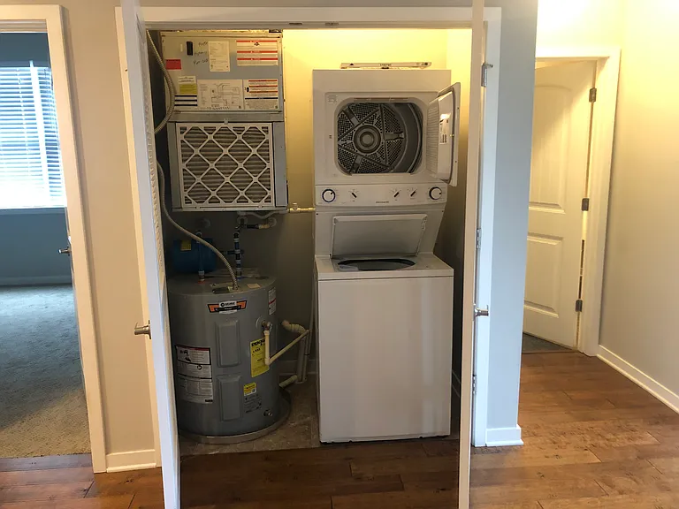 1124 Litton Ave — Photo 7