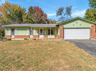 2836 Shelly Dr, High Ridge, MO 63049