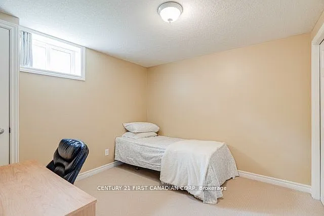 216 Irving Pl #LOWER — Photo 10