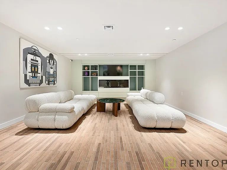 150 Noll St #4N — Photo 14