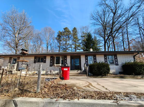 31 S Smoke Rd, Valparaiso, IN 46385