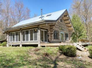 6354 Riverside Rd, Fennville, MI 49408