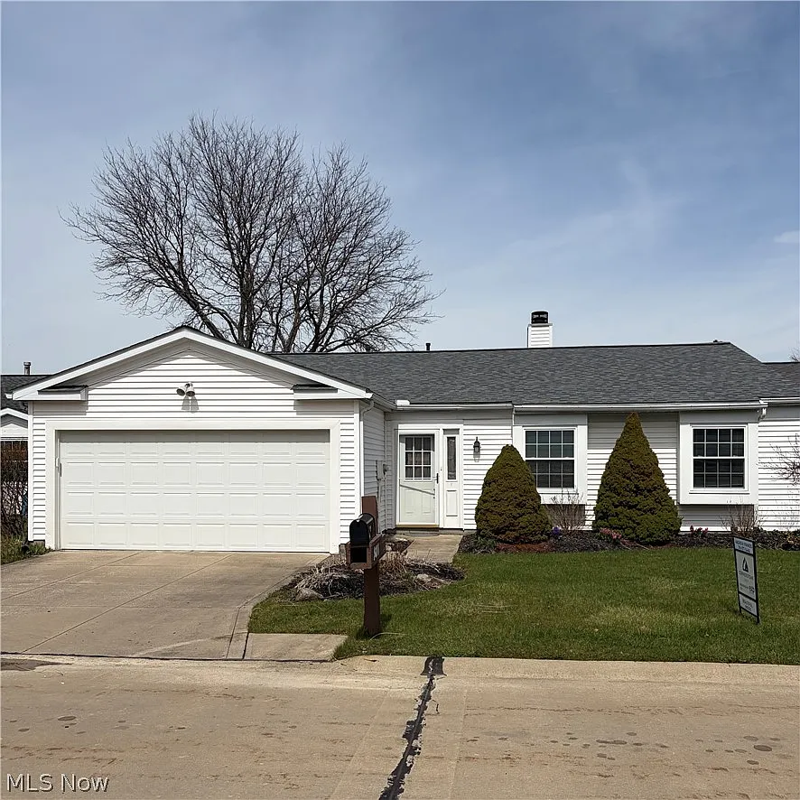 9811 Willow Ln Unit 3 photo 1