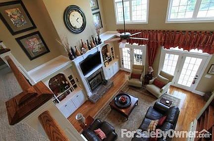 Great Room
						:
						Large palladium windows