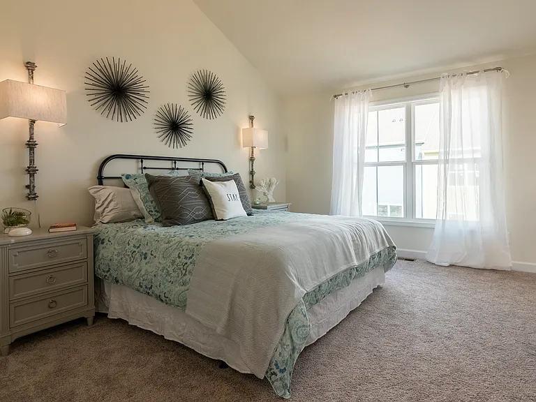 335 John Adams Dr — Photo 24