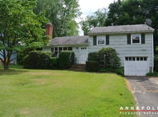 1252 Dogwood Rd, Arnold, MD 21012