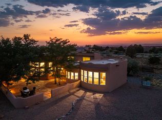 1 Sombra Ct, Santa Fe, NM 87508