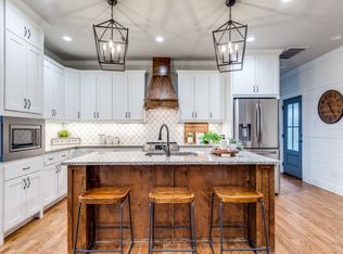 714 Dixie Ln, Whitewright, TX 75491