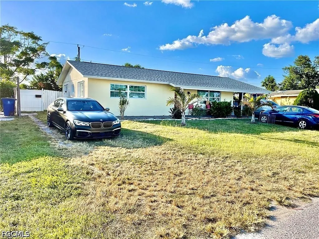 2 bed, 2.0 bath, 1498 sqft, $1,695 — Photo 2
