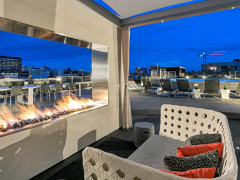 Rooftop Lounge