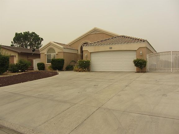 2nd image of 12926 Briarcliff Dr