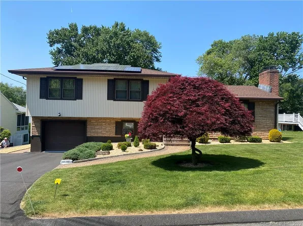 125 Arline Drive, Waterbury, CT 06705