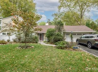 865 Norgate Dr, Ridgewood, NJ 07450