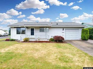 1594 Umpqua Rd, Woodburn, OR 97071