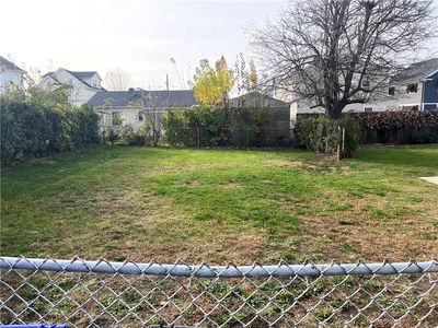 32 Grosvenor Ave, Providence, RI, 02908