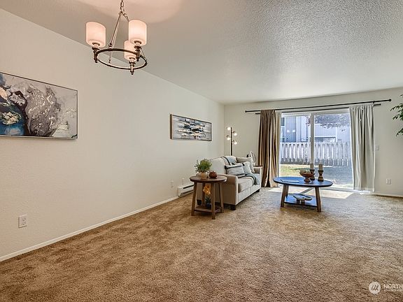 25255 108th Avenue SE UNIT J2, Kent, WA 98030 | MLS #2159758 | Zillow