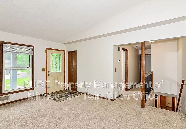 7441 Major Ave N — Photo 5