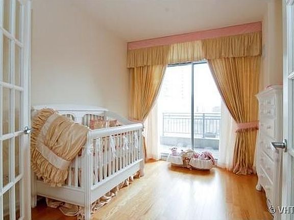 4th image of 1250 S Michigan Ave Unit 502