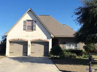 12034 Hollywood Park Dr, Geismar, LA 70734