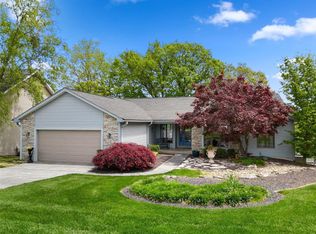 32 Ravens Pointe, Lake Saint Louis, MO 63367