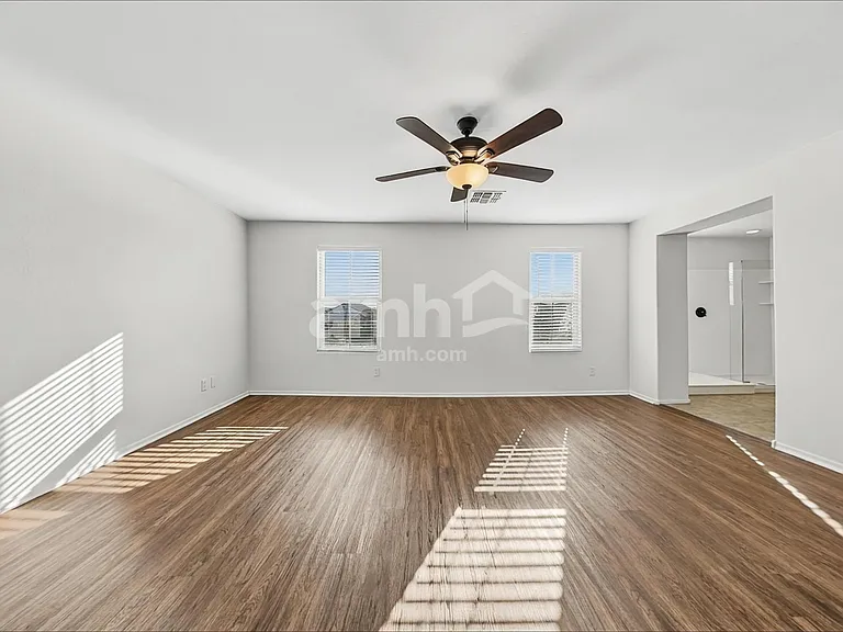 3453 N Almar — Photo 9