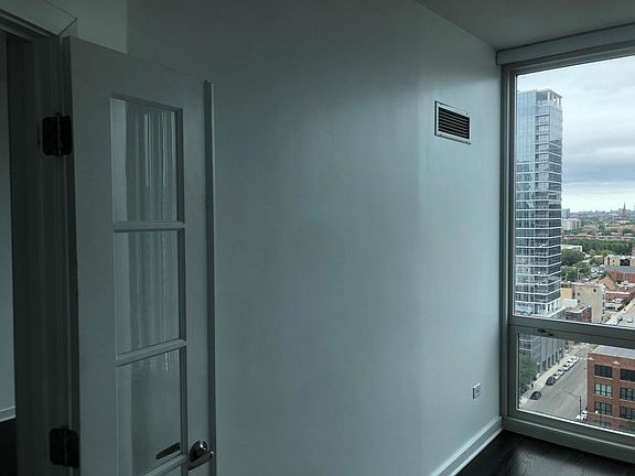 3rd image of 757 N Orleans St #1601-W