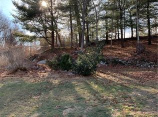 839 Sanderson Rd, Johnston, RI 02919